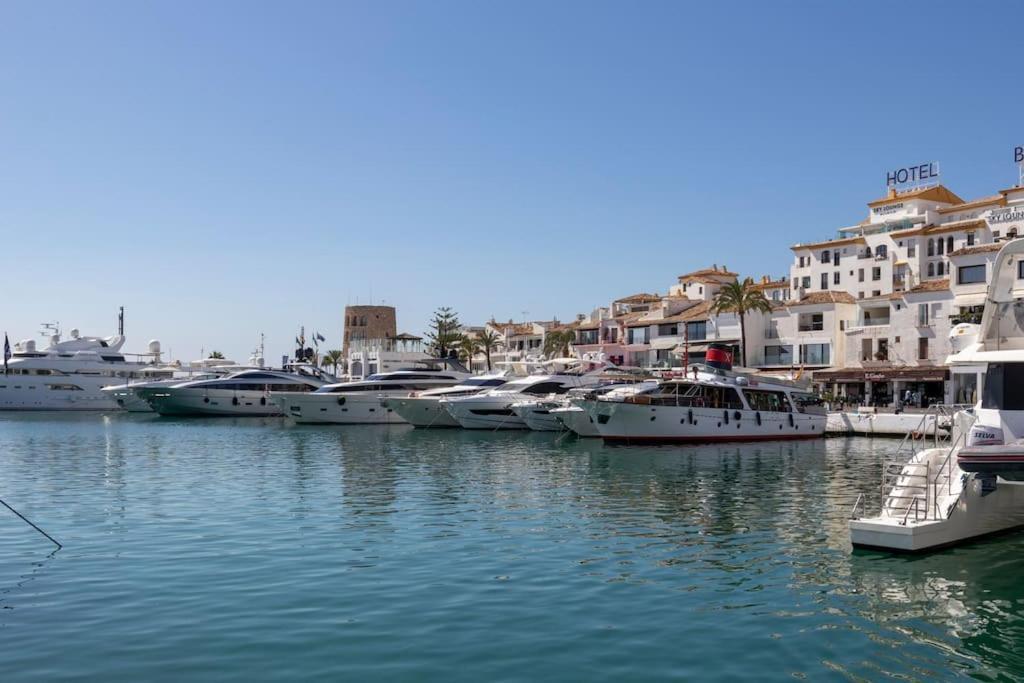 Puerto Banus Luxurious Apartment In The Heart Of The Port Marbella Exterior photo